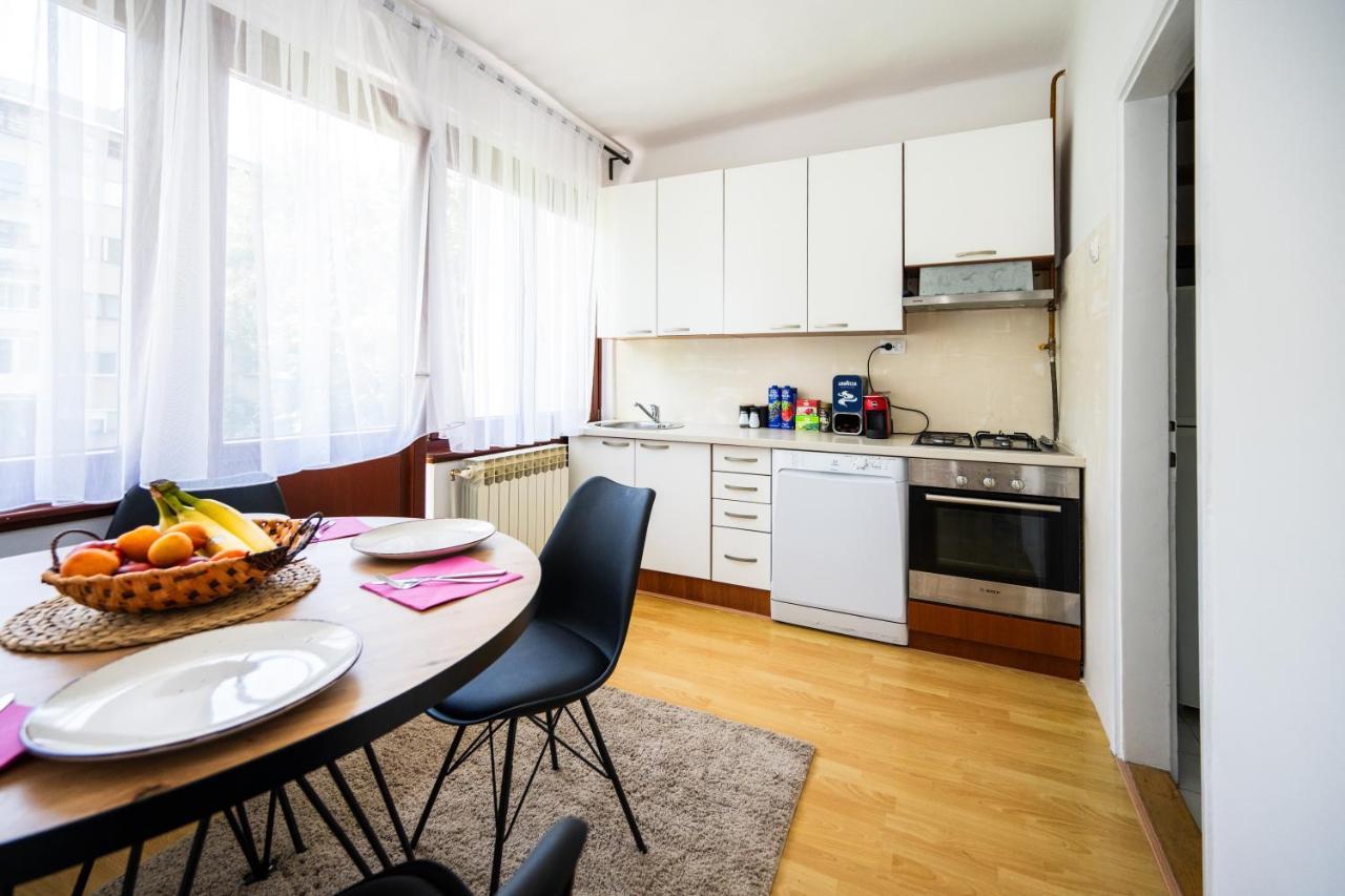 Cozy One-Bedroom Apartment Near City Center SJJ Exteriér fotografie