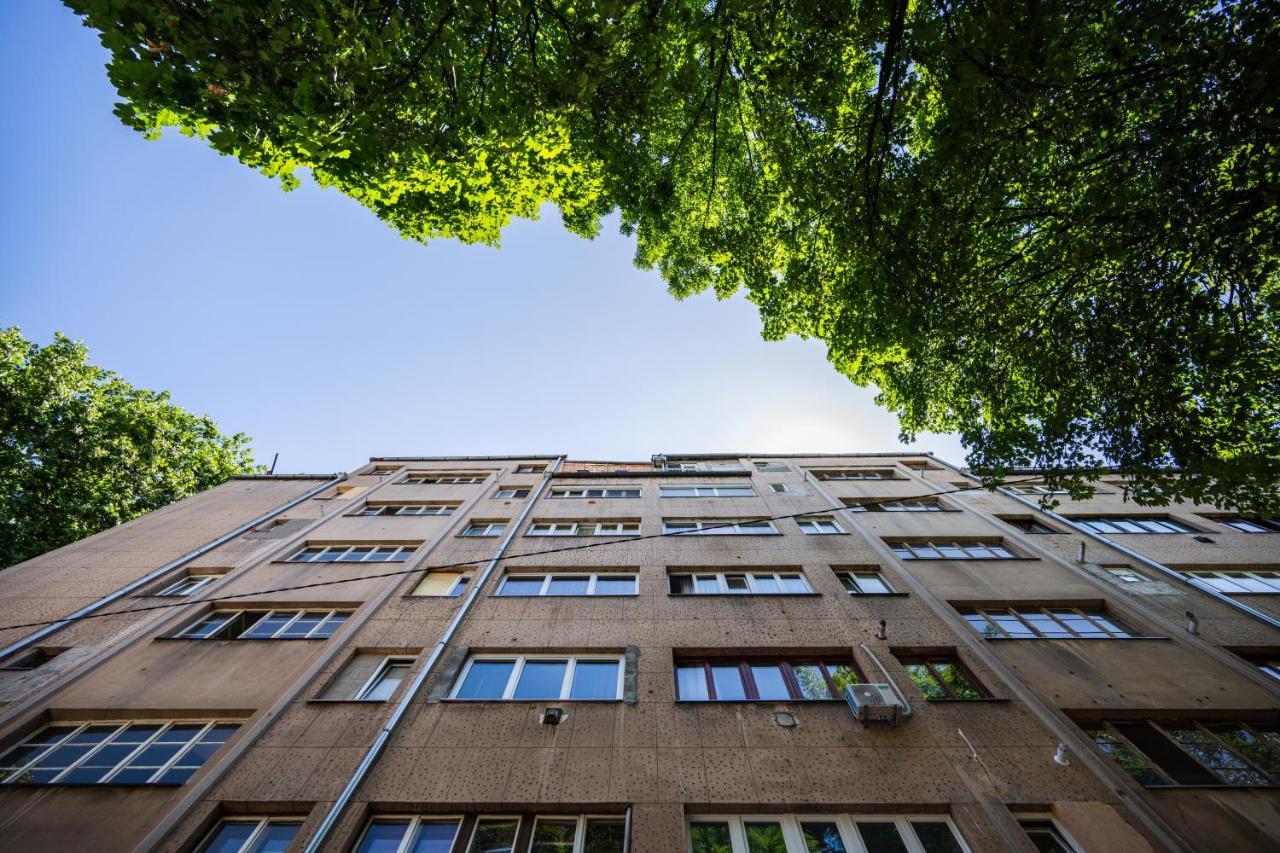 Cozy One-Bedroom Apartment Near City Center SJJ Exteriér fotografie
