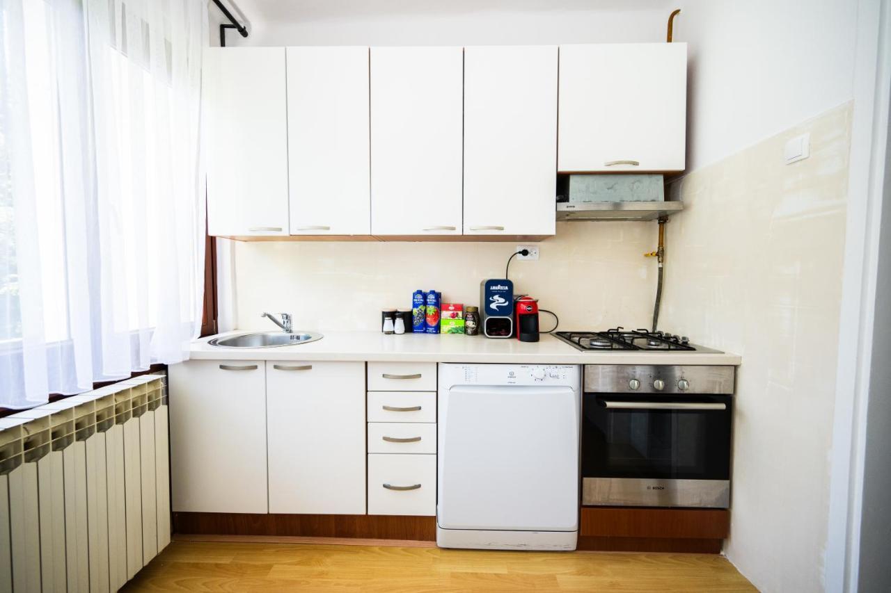 Cozy One-Bedroom Apartment Near City Center SJJ Exteriér fotografie